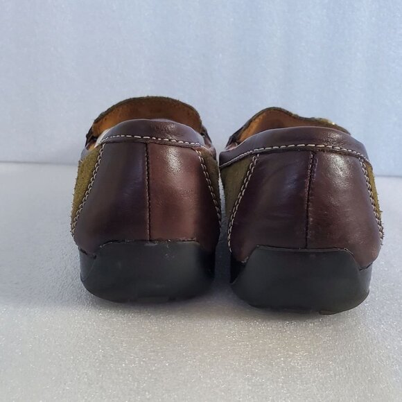 Sage Suede Naturalizer Shoes. Size 7½W - Picture 8 of 12